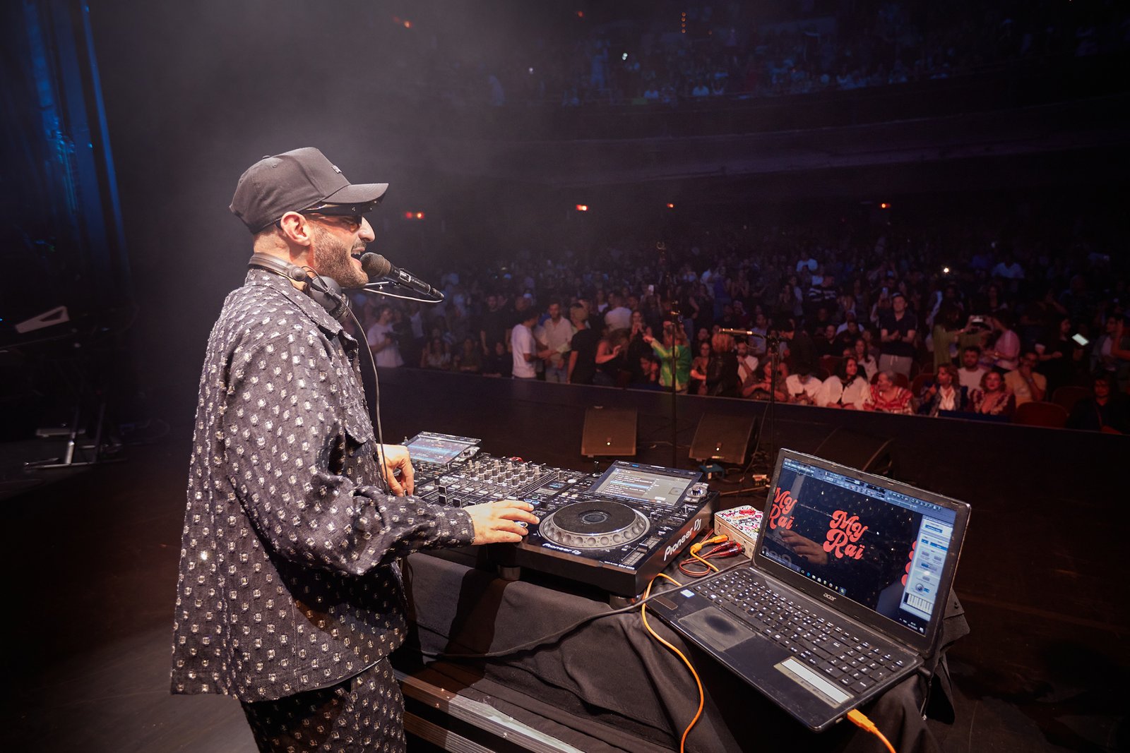 251004-195742-004A2454