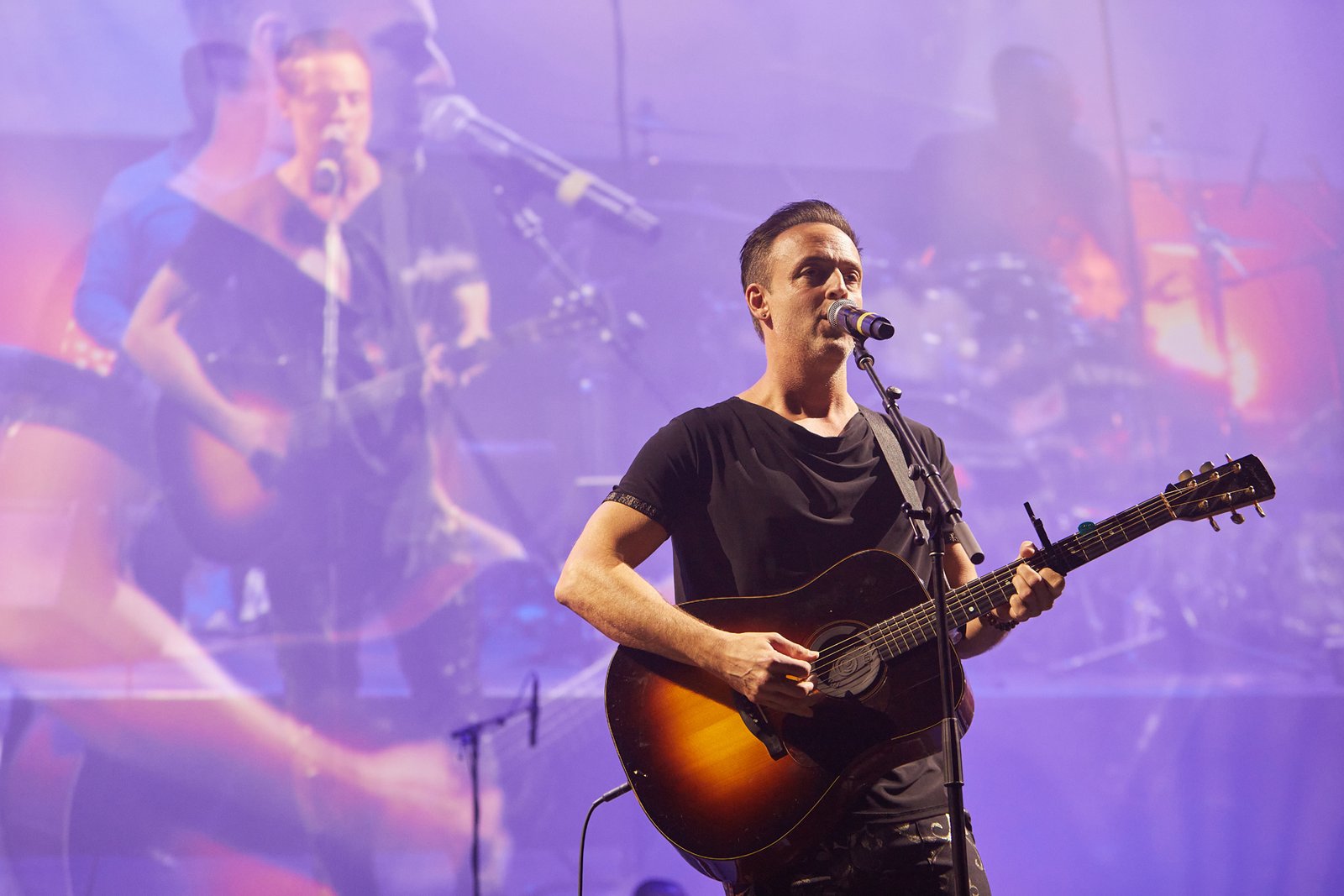 251004-215208-004A2830