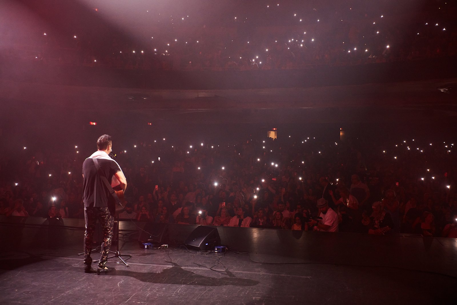 251004-215426-1G9A2805