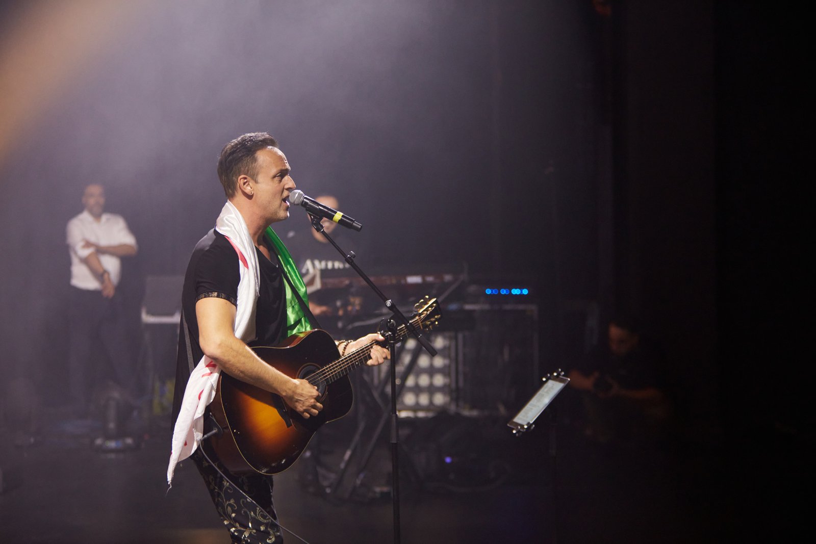 251004-215504-004A2843