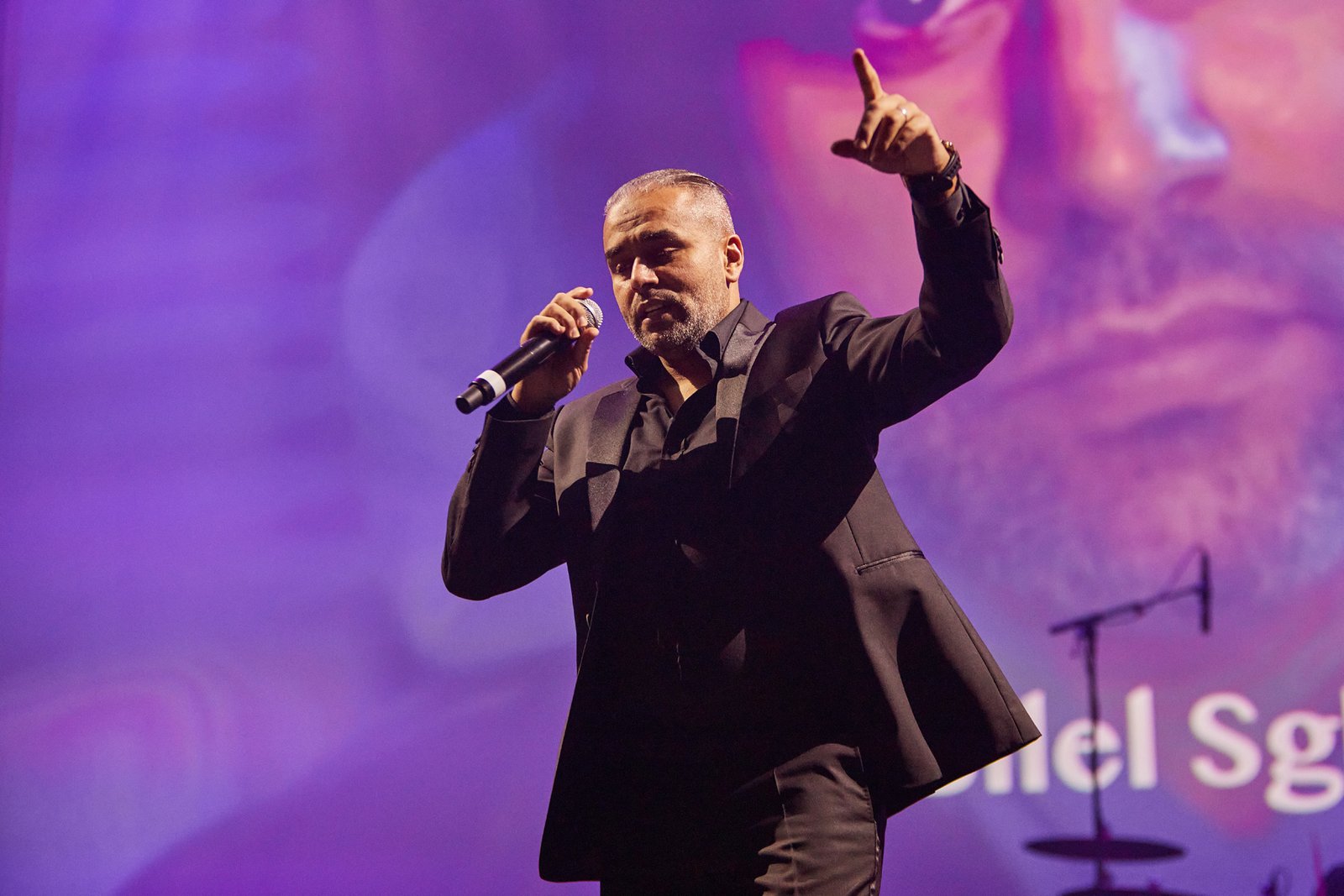 251004-215910-004A2868