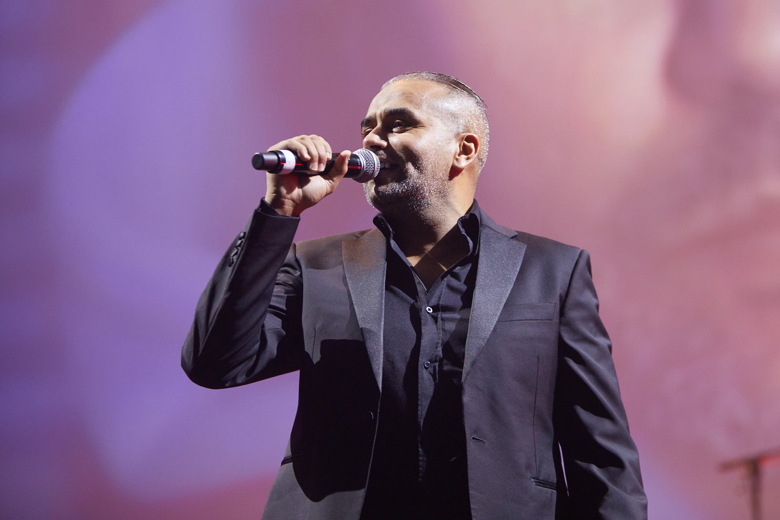 251004-220128-004A2877