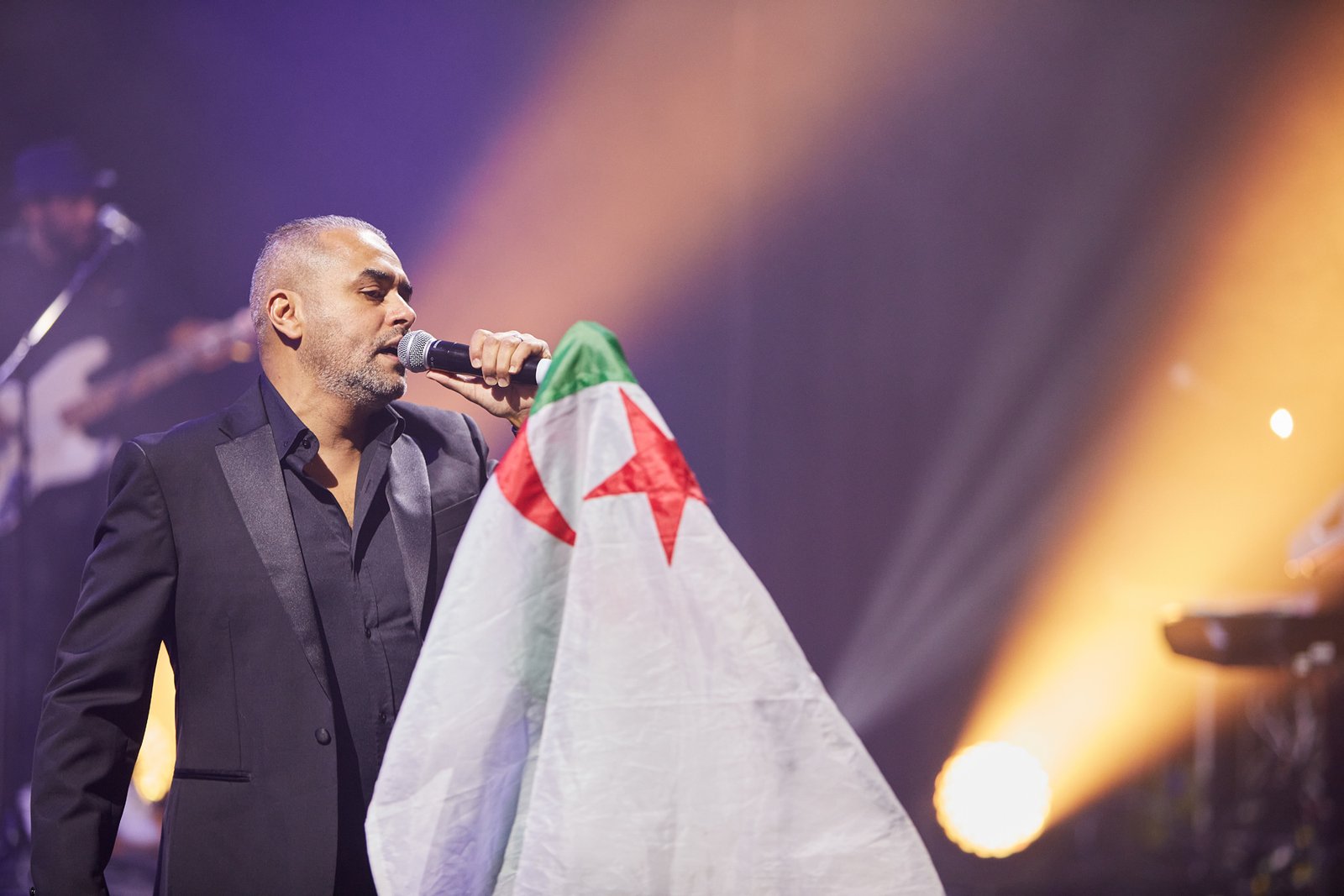 251004-220431-004A2889