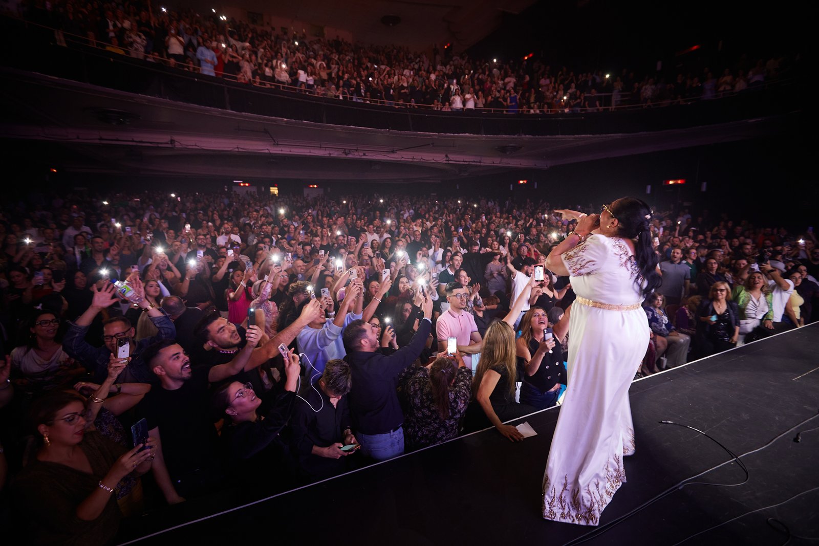 251004-230940-1G9A2925